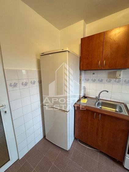 Apartament cu 2 camere semidecomandat, mobilat în Telegrafului
