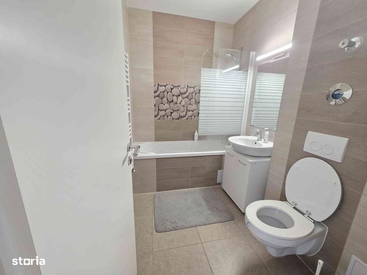 Apartament cu 2 camere decomandat în Avantgarden