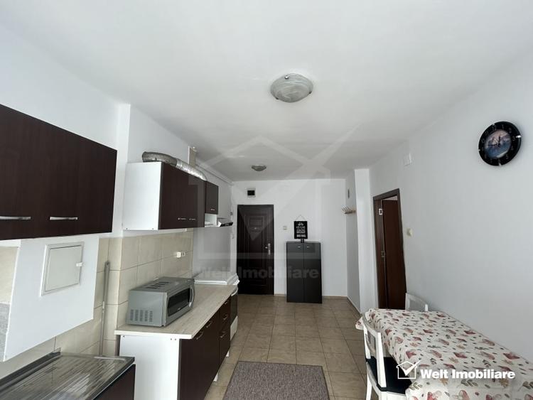 Apartament cu 2 camere semidecomandat, mobilat în Central
