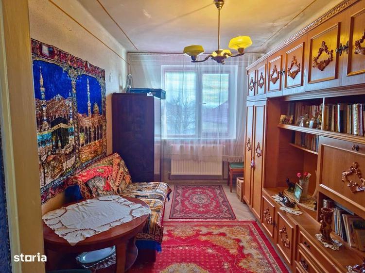 Apartament cu 2 camere semidecomandat în Central