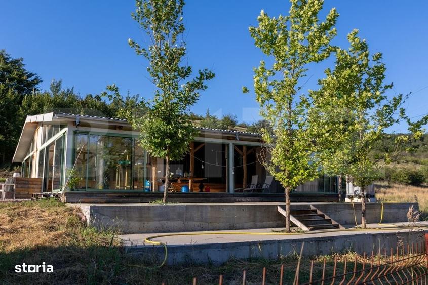 Spațiu comercial, de 1,224 mp, în Sărbătoarea