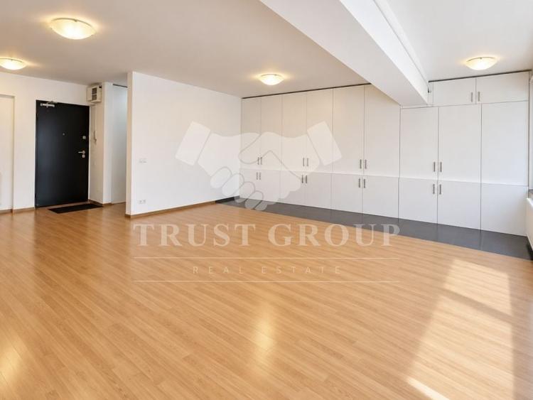 Apartament cu 3 camere decomandat în Cișmigiu