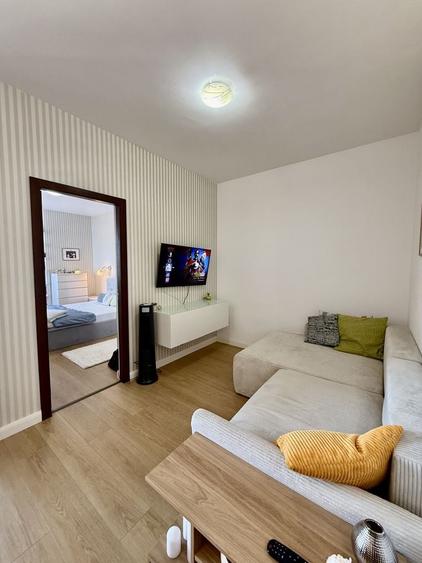 Apartament cu 2 camere semidecomandat în Dosu Bricii