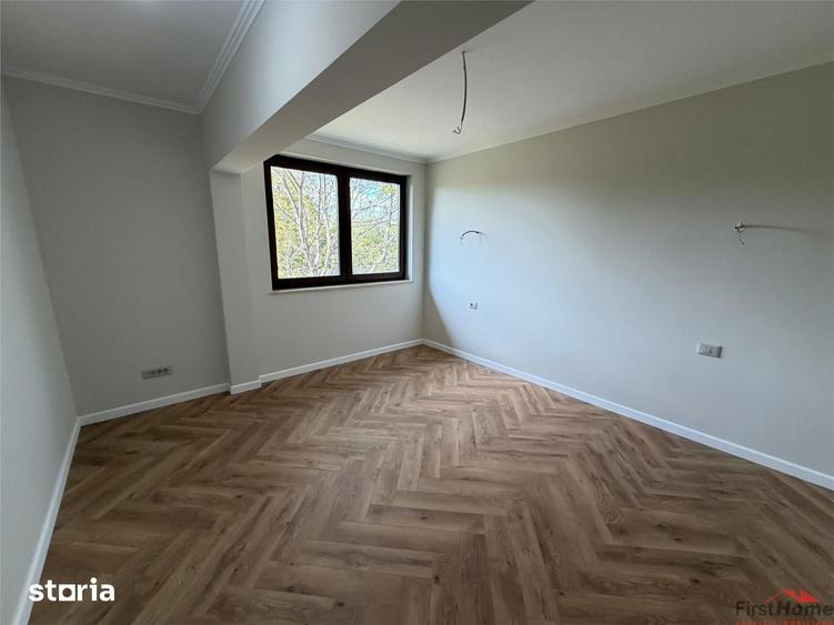 Casă cu 4 camere cu Teren 300 Mp în Câmpineanca