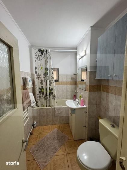 Apartament cu 3 camere decomandat în Copălău