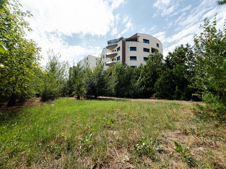 Teren Construcții intravilan de 1773 mp, în Prelungirea Ghencea