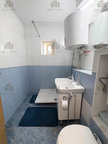 Apartament cu 3 camere decomandat în Sud