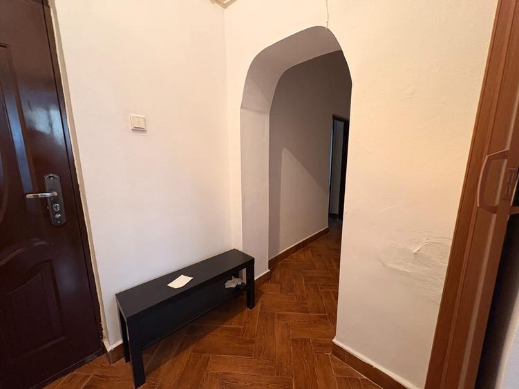 Apartament cu 2 camere circular în Timpuri Noi