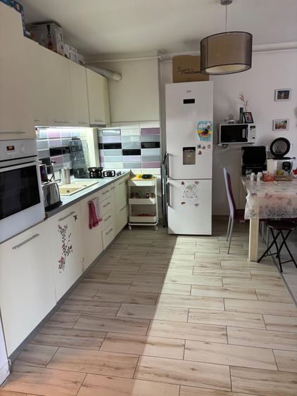 PF Vand apartament 2 camere - 1