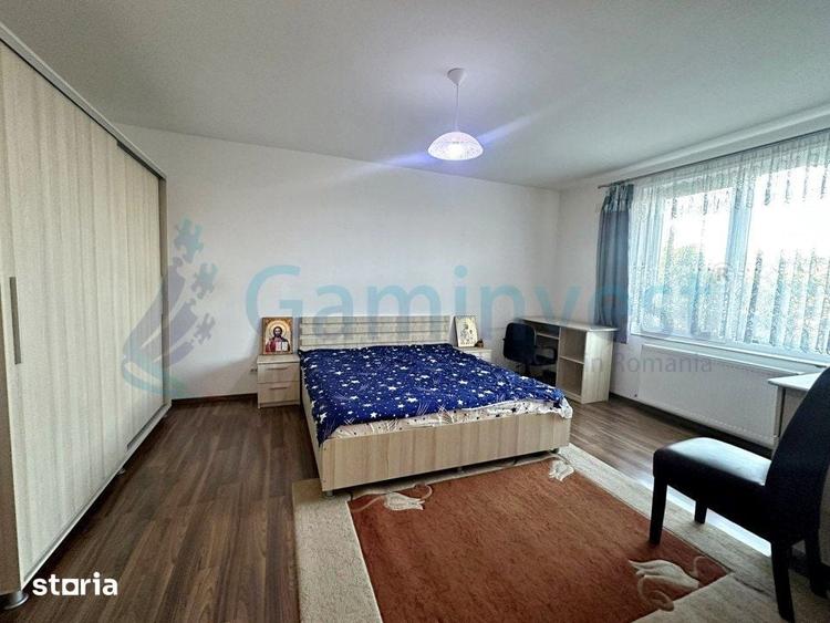 Casă cu 5 camere cu Teren 535 Mp în Sântandrei