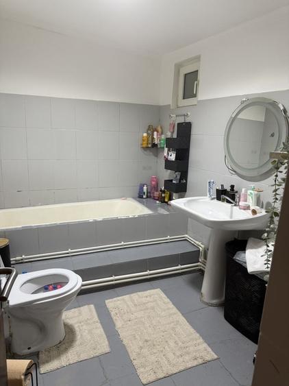 Casă cu 3 camere în Central