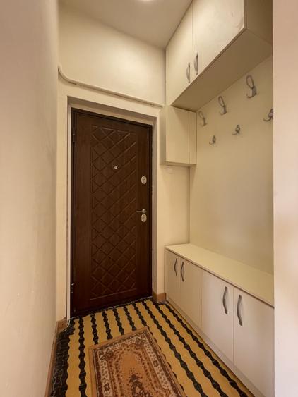 Apartament cu 2 camere semidecomandat în Armeneasca