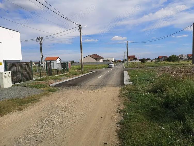 Teren de 916 mp, în Dumbrăvița