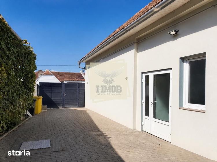 Casă cu 4 camere cu Teren 700 Mp în Central