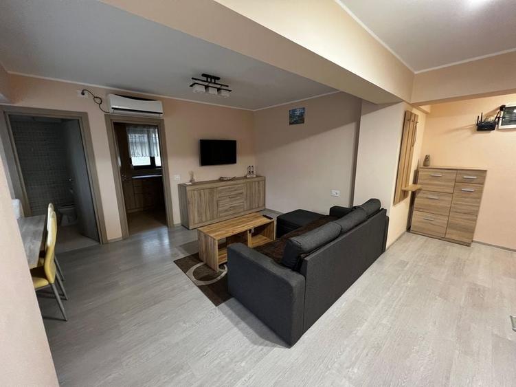 Apartament cu 2 camere decomandat în Palazu Mare