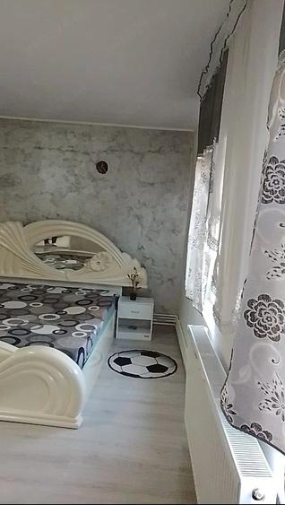 Casa de vanzare mobilata ?i utilata, cu interior renovat in anul 2025 - 3