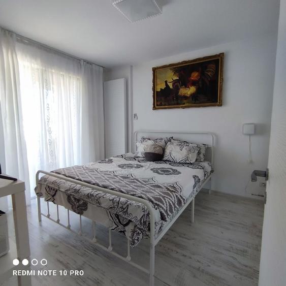 Apartament cu 2 camere semidecomandat în Exterior Vest