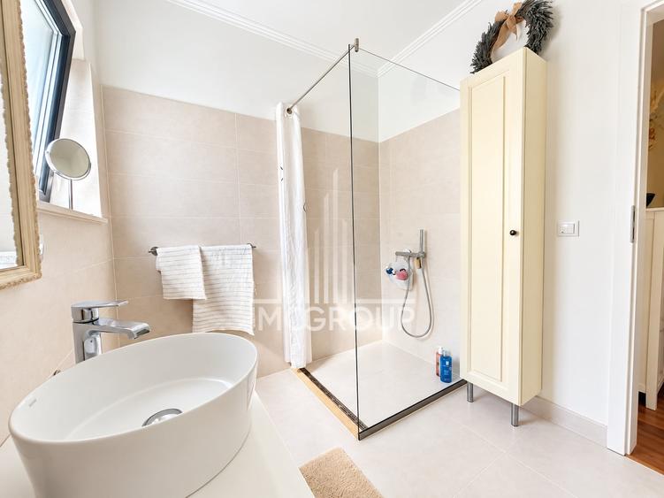 Apartament cu 2 camere decomandat, mobilat în Borhanci
