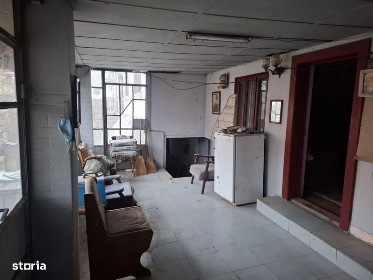 Casă cu 4 camere în Țuglui