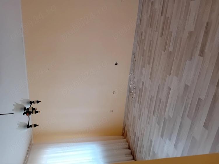 Apartament cu 3 camere decomandat în Micro 20