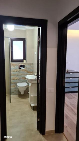 Apartament cu 2 camere decomandat în Romană