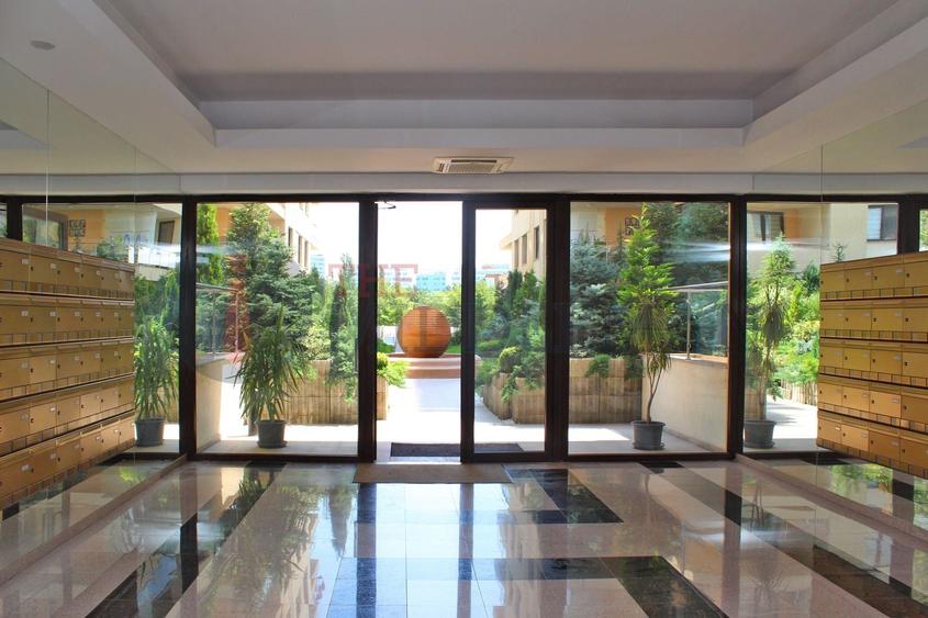 Apartament cu 4 camere decomandat, mobilat în Herăstrău