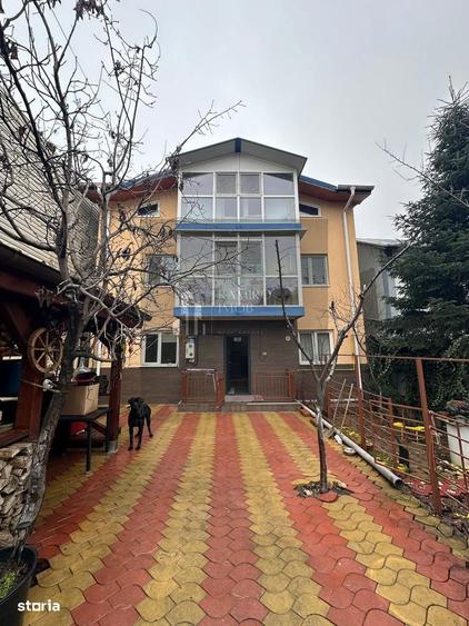 Casă cu 7 camere cu Teren 189 Mp în Progresul