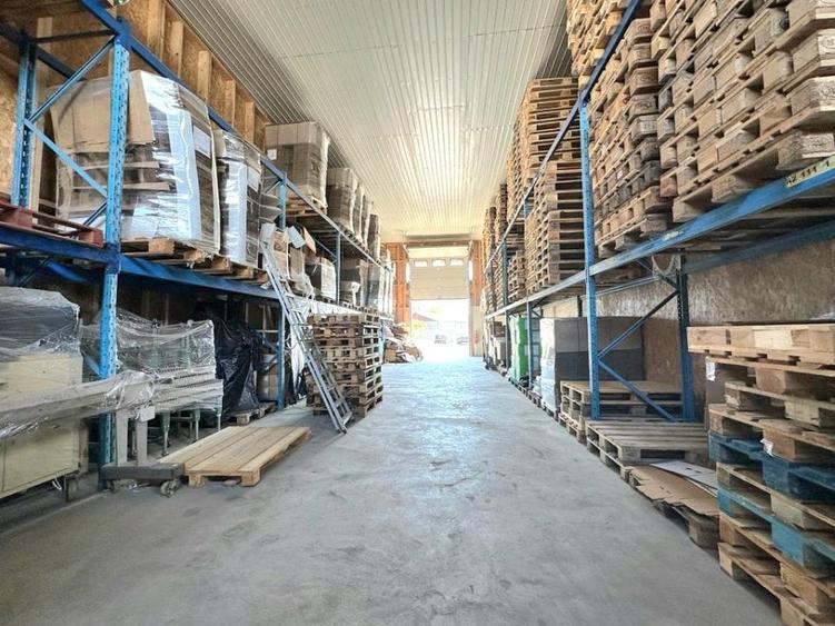 Spațiu industrial, de 817 mp, în 23 August