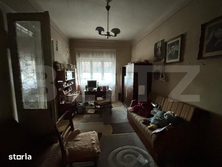 Casa de vanzare in suprafata de 100 mp localizata central in Simleul - 9