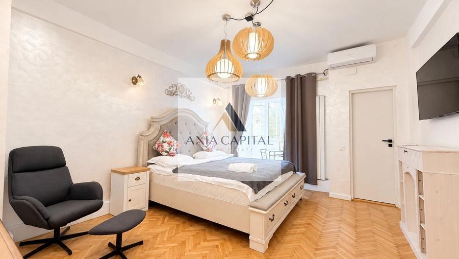 Apartament cu 4 camere decomandat, mobilat în Ultracentral