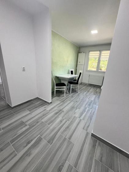Apartament cu 2 camere decomandat în Tudor