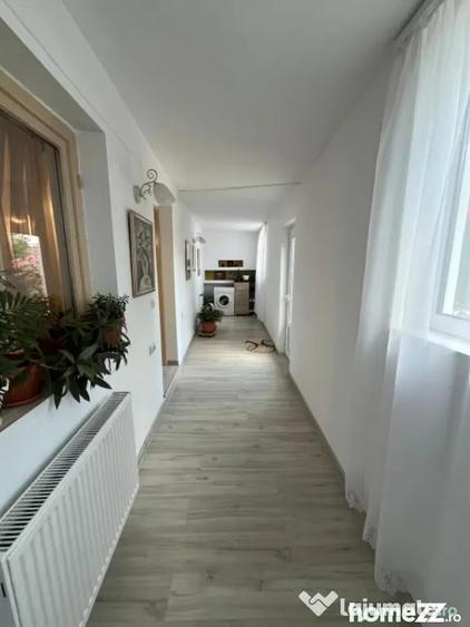 Casă cu 5 camere cu Teren 1128 Mp în Popoveni