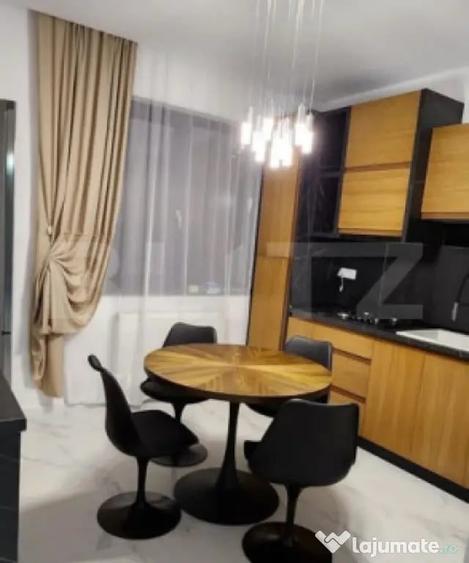 Casă cu 4 camere cu Teren 300 Mp în Valea Adâncă
