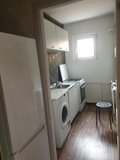 Apartament cu 2 camere semidecomandat în Alexandru Obregia