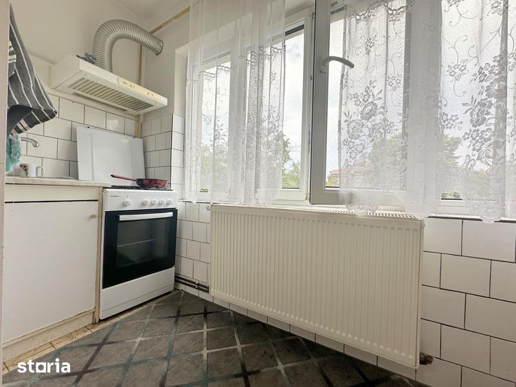 Apartament cu 2 camere decomandat în Soarelui