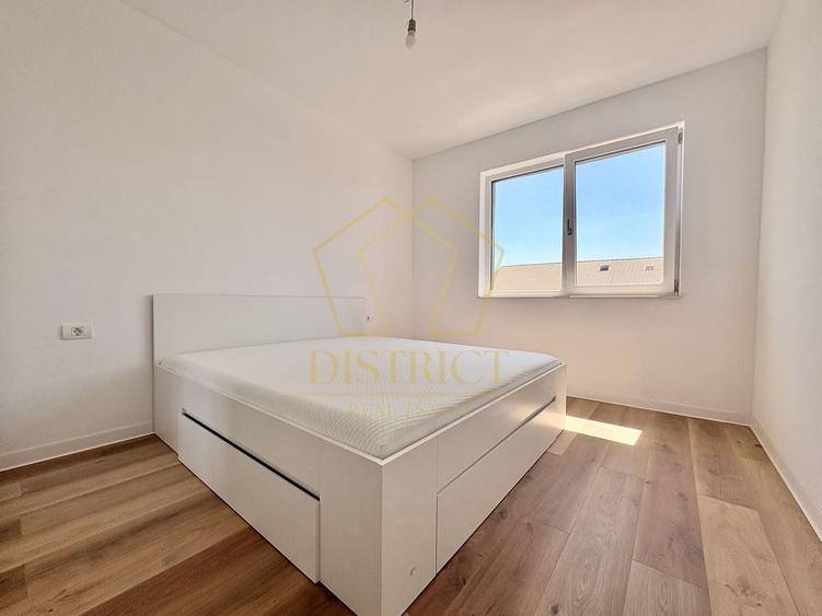 Apartament cu 2 camere semidecomandat în Giroc