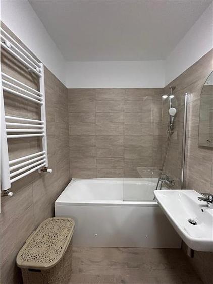 Apartament cu 2 camere decomandat, mobilat în Albert