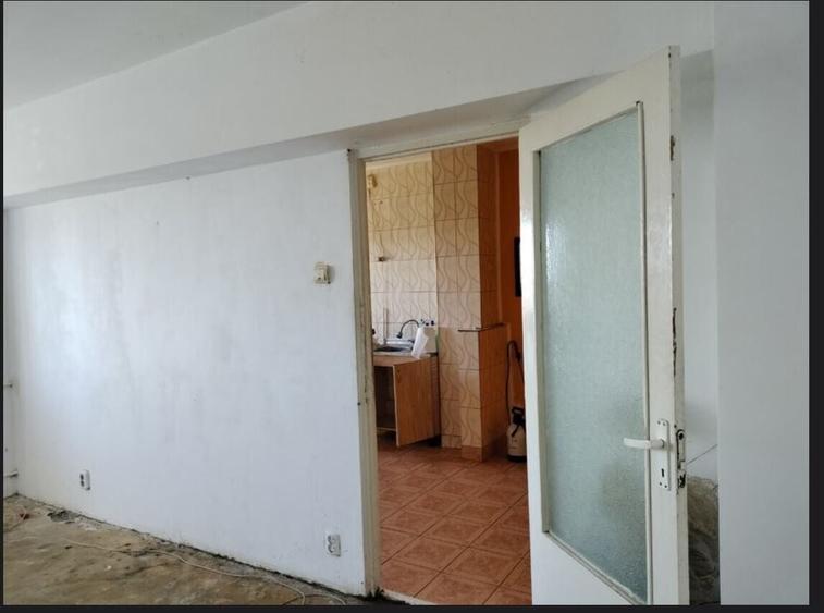 Apartament cu 2 camere semidecomandat în Morarilor