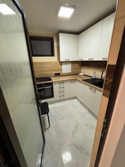 Apartament cu 2 camere semidecomandat în Moșilor