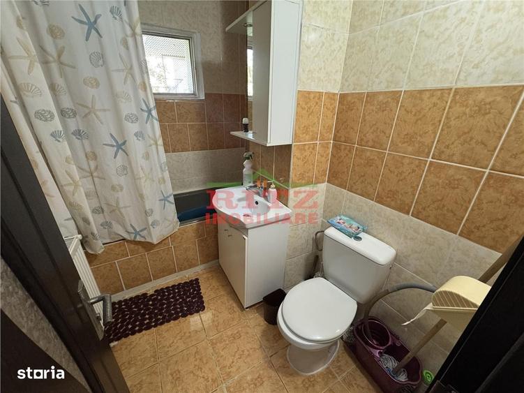 Apartament cu 2 camere decomandat în Central