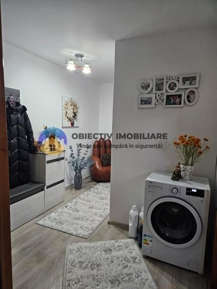 Apartament cu 2 camere decomandat, mobilat în Mărăței