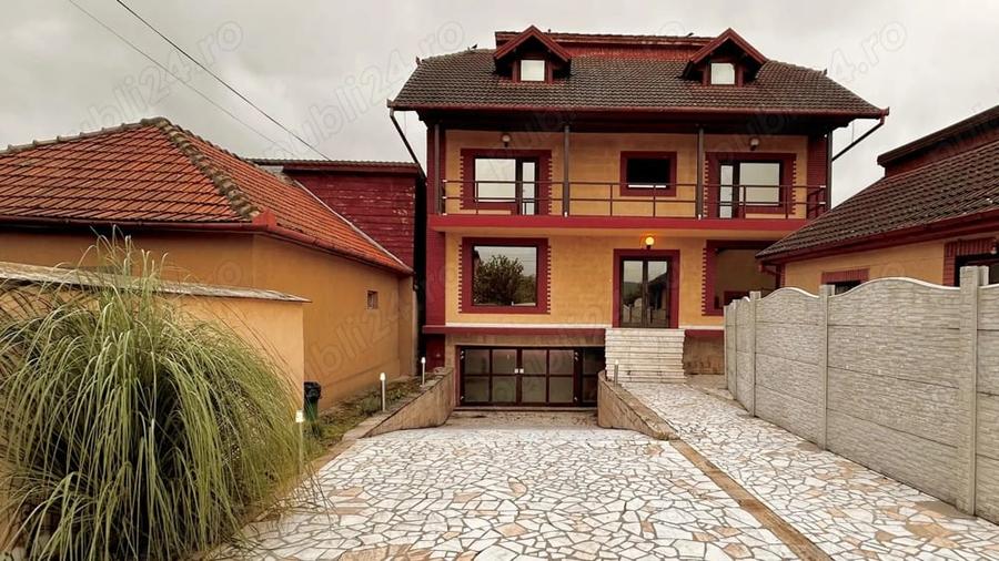 Casă cu 2 camere în Brănișca