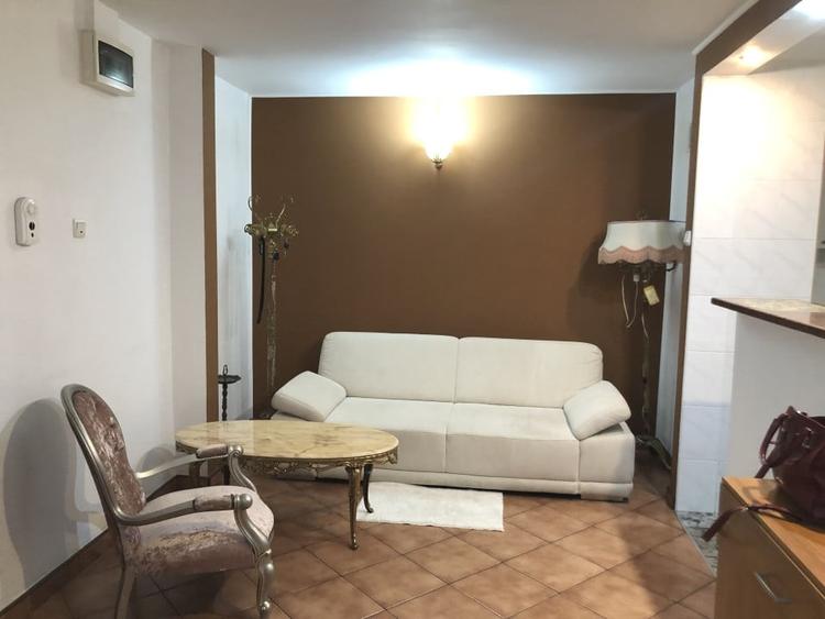 Apartament cu 2 camere semidecomandat, mobilat în Ultracentral