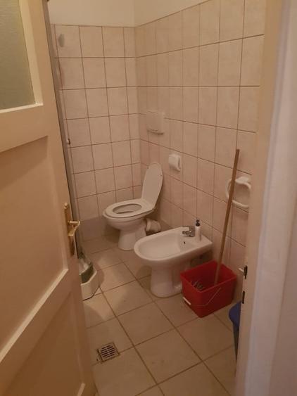 Apartament cu 3 camere semidecomandat în Ultracentral