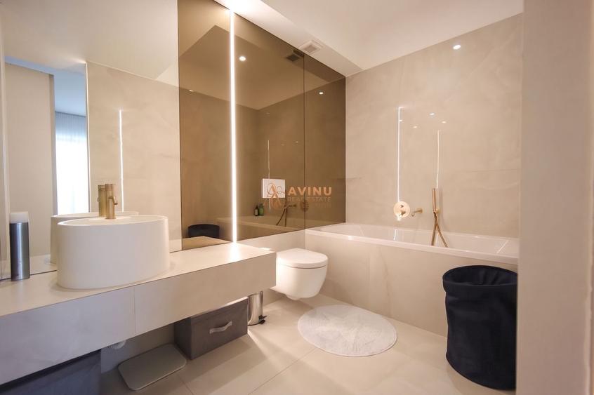 Apartament cu 3 camere în Sud-Vest