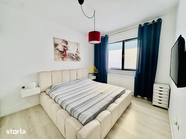 Casă cu 4 camere cu Teren 300 Mp în Domnești
