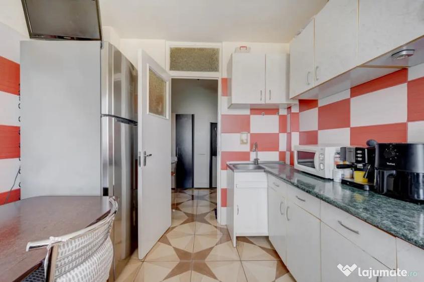 Apartament cu 2 camere semidecomandat în Central