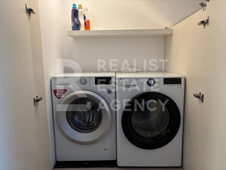 Casă individuală cu 4 camere cu Canalizare în Central
