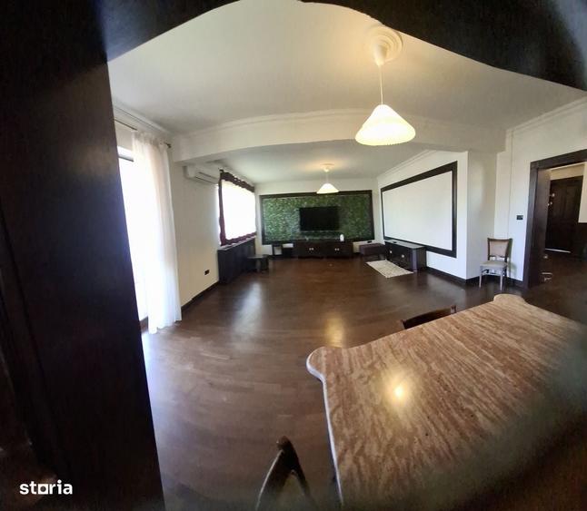 Apartament cu 3 camere în Central