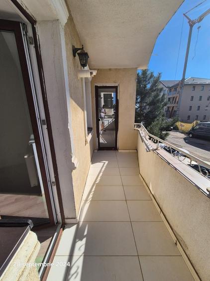 Apartament cu 2 camere decomandat în Central